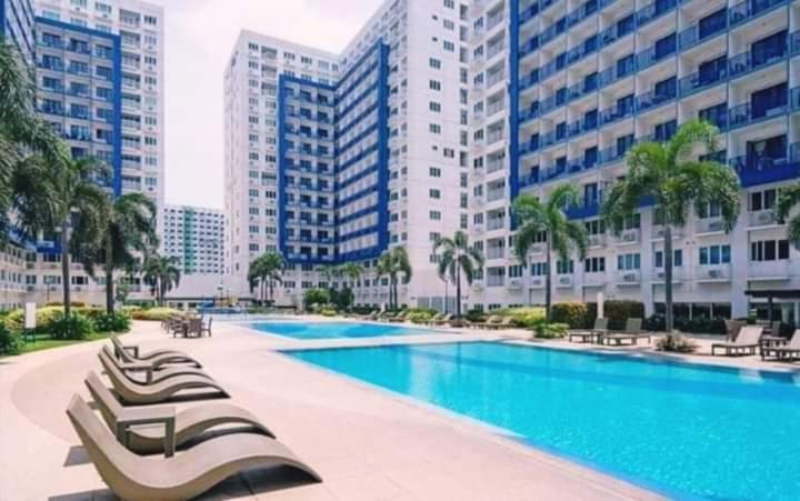 Rhm Sea Residences Condostaycation Moa,Smx Пасай Екстериор снимка