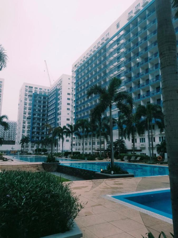 Rhm Sea Residences Condostaycation Moa,Smx Пасай Екстериор снимка