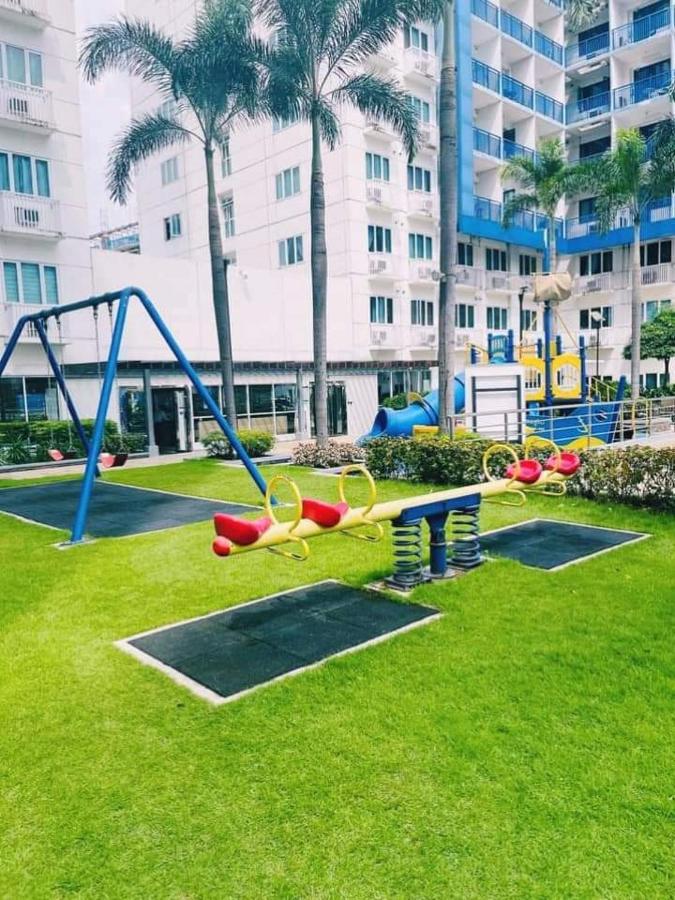 Rhm Sea Residences Condostaycation Moa,Smx Пасай Екстериор снимка